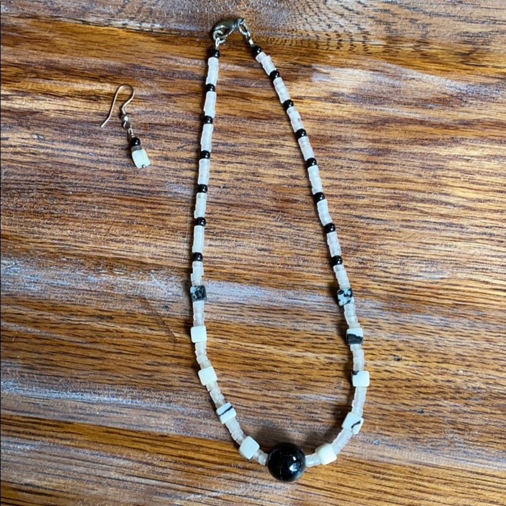 Handmade black & white necklace